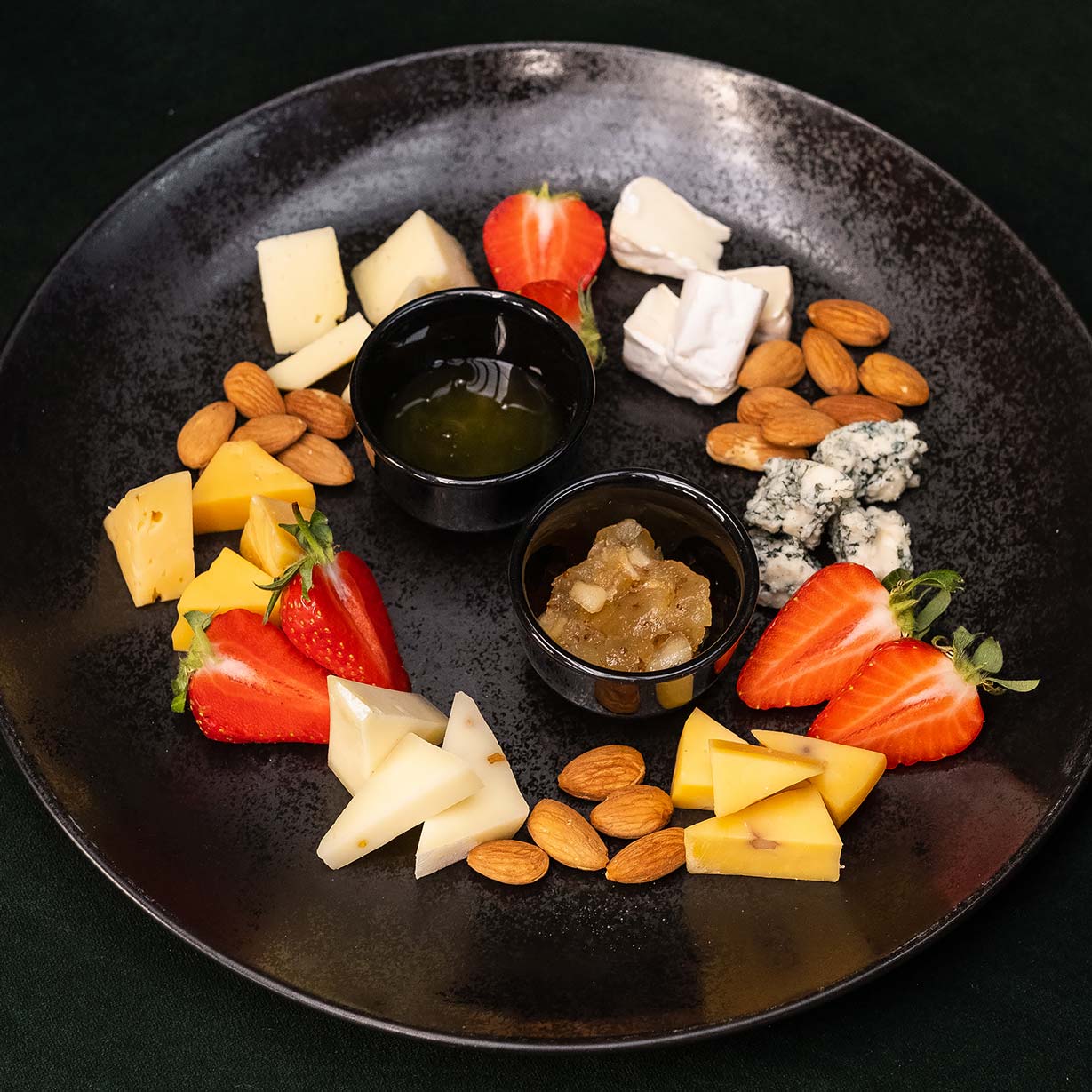 Антипасто  сыров