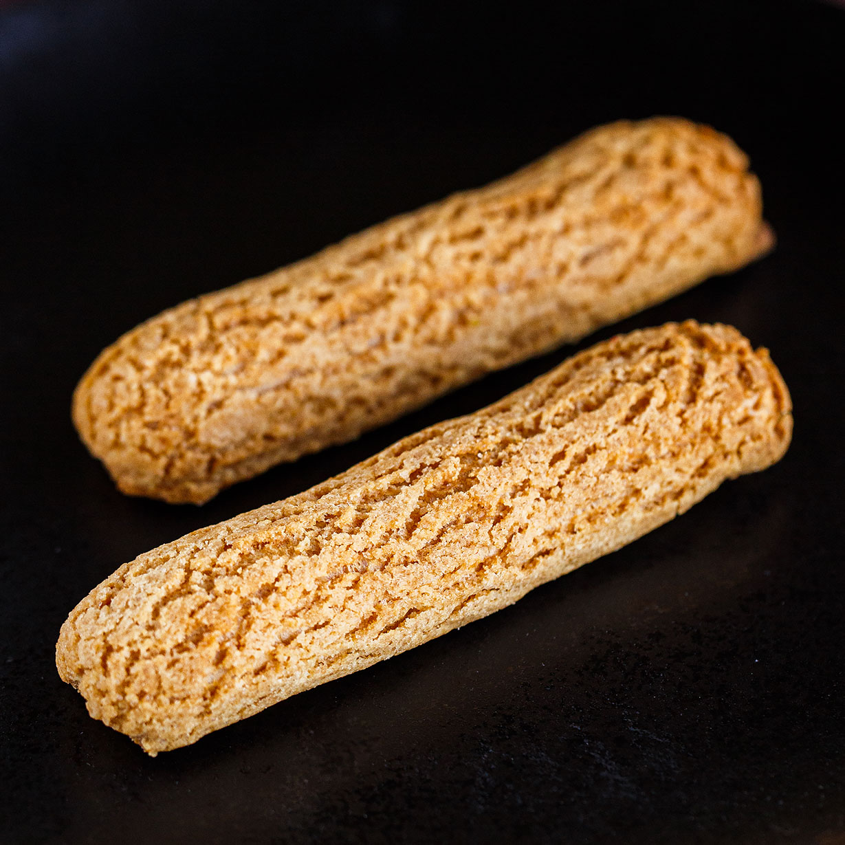 Эклер Карамельный