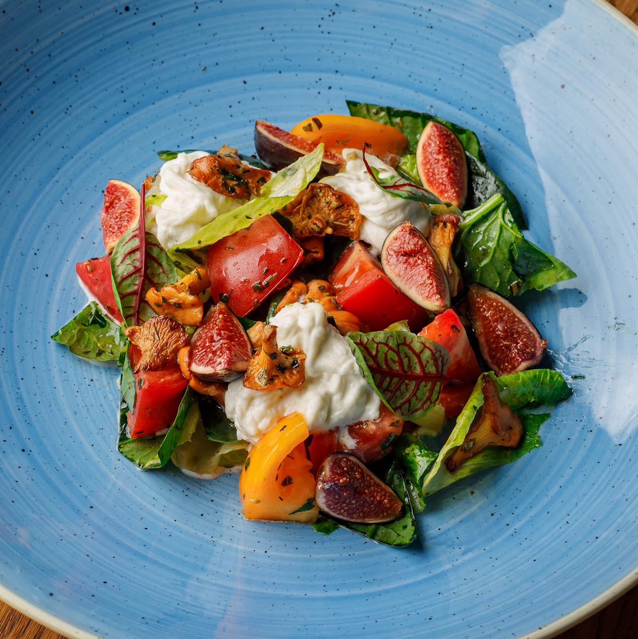 Салат с лисичками