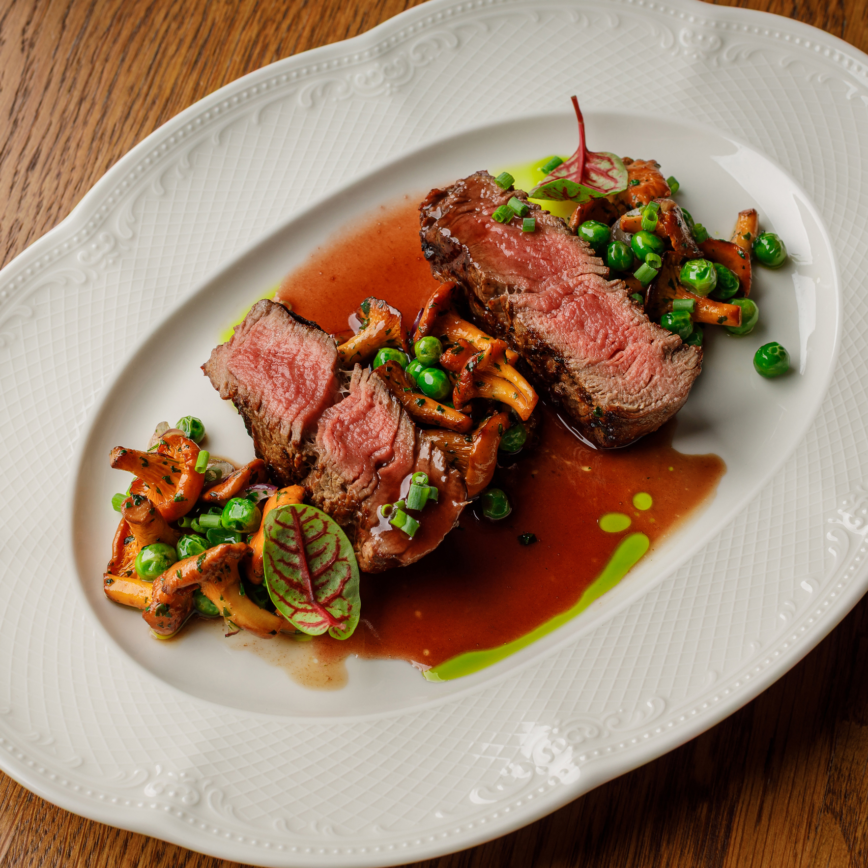 Филе миньон с лисичками