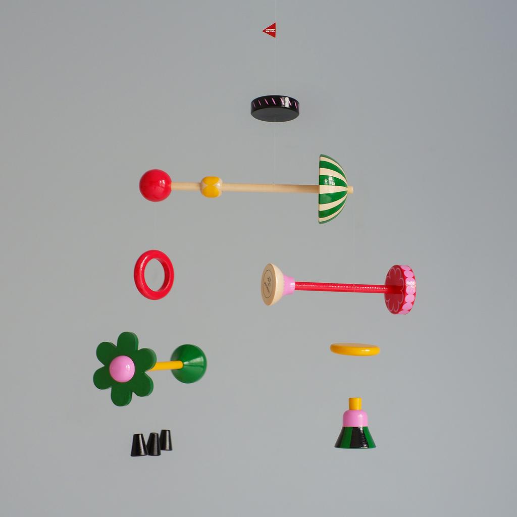 KOTOK+KINETIC LEVI: мобиль ОДА К РАДОСТИ