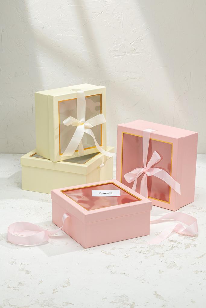 Набор квадратных коробочек