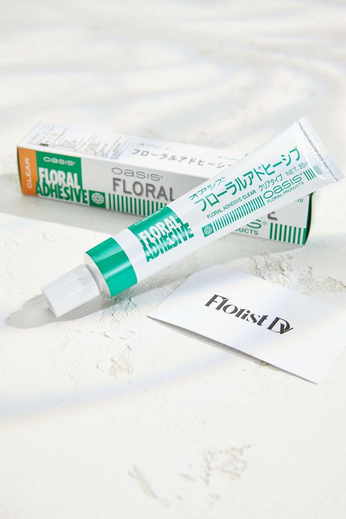 Водостойкий клей Oasis 50 мл