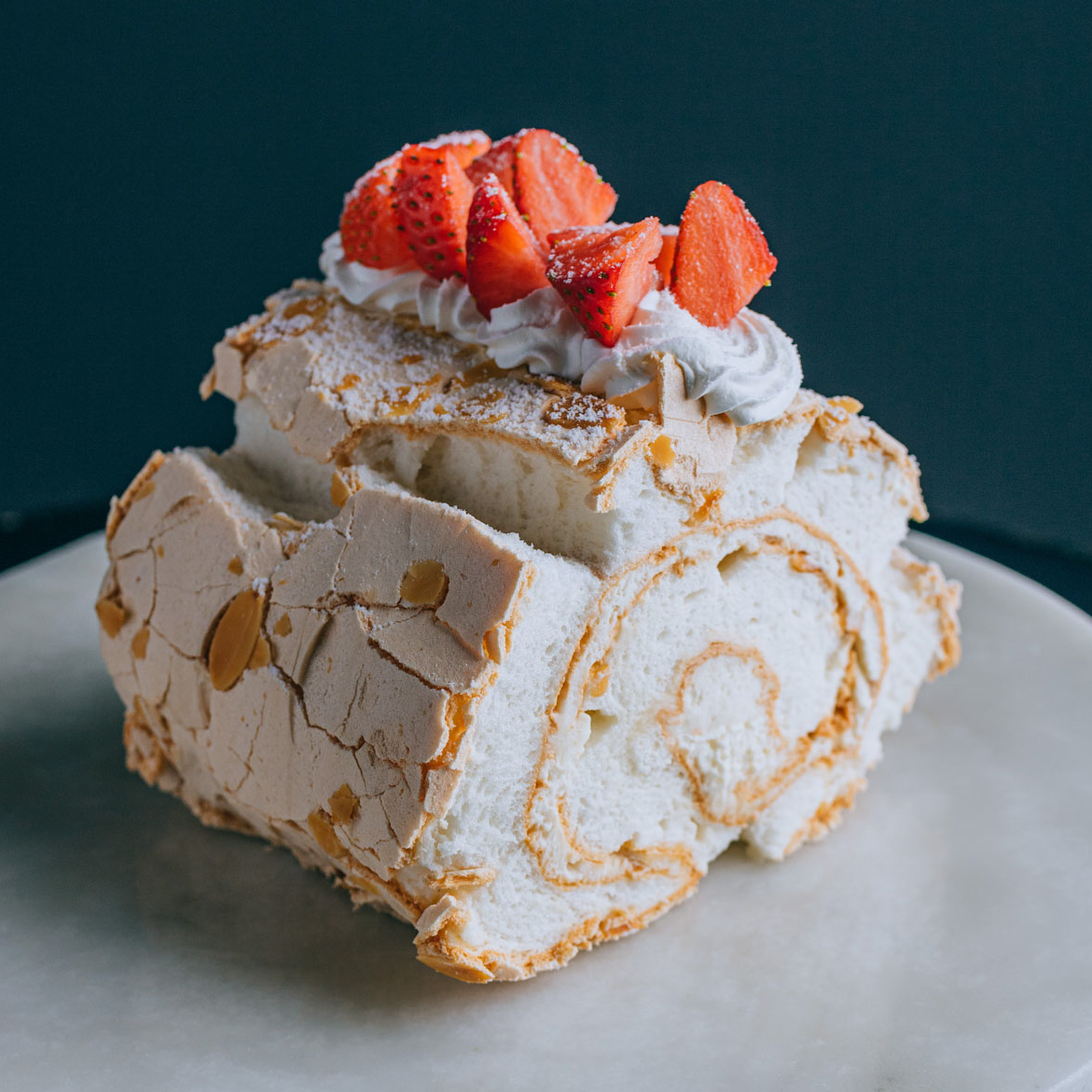 МЕРЕНГОВЫЙ РУЛЕТ (БЕЗ ГЛЮТЕНА)