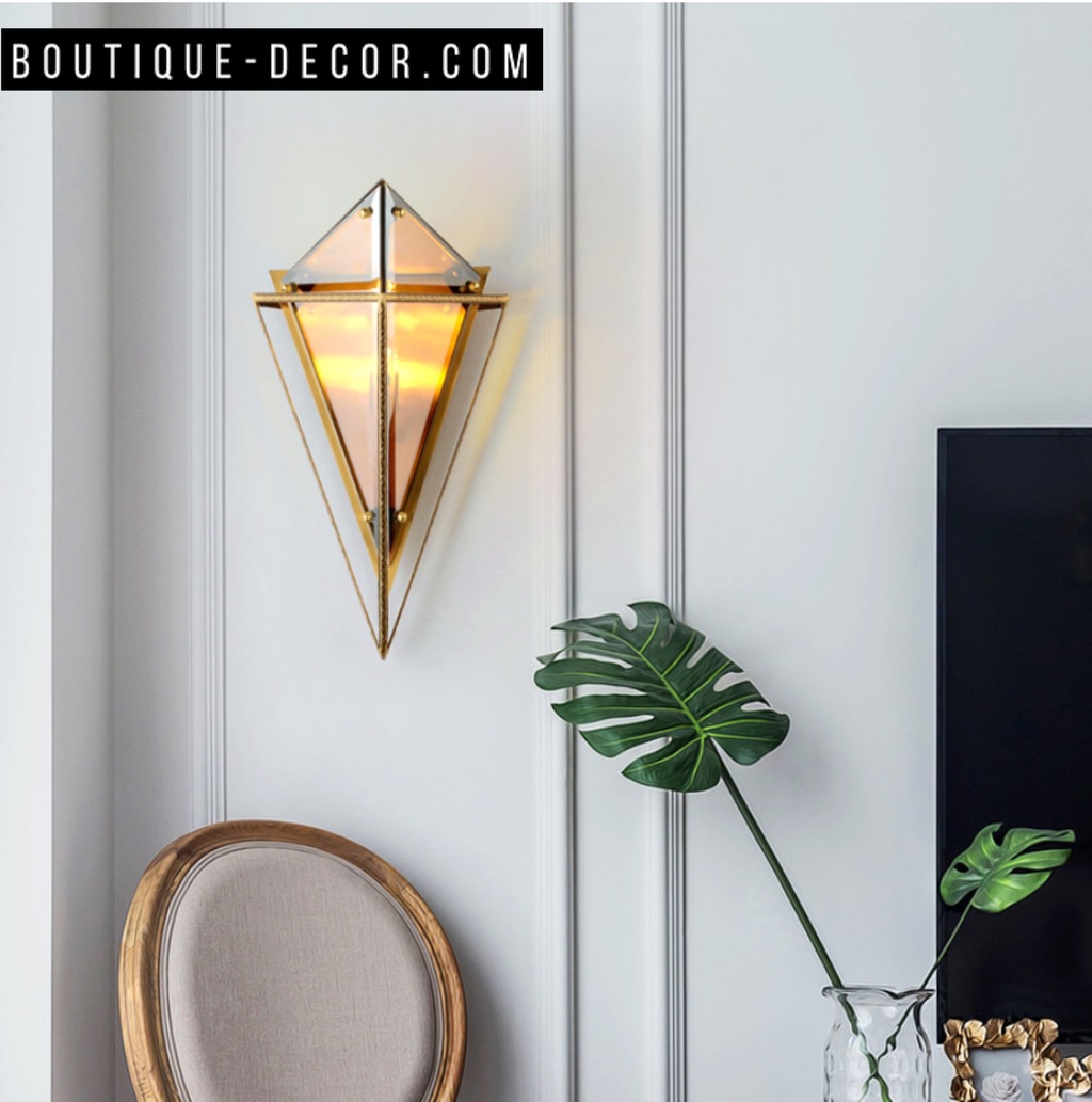 Дизайнерская настенный светильник "Romba"