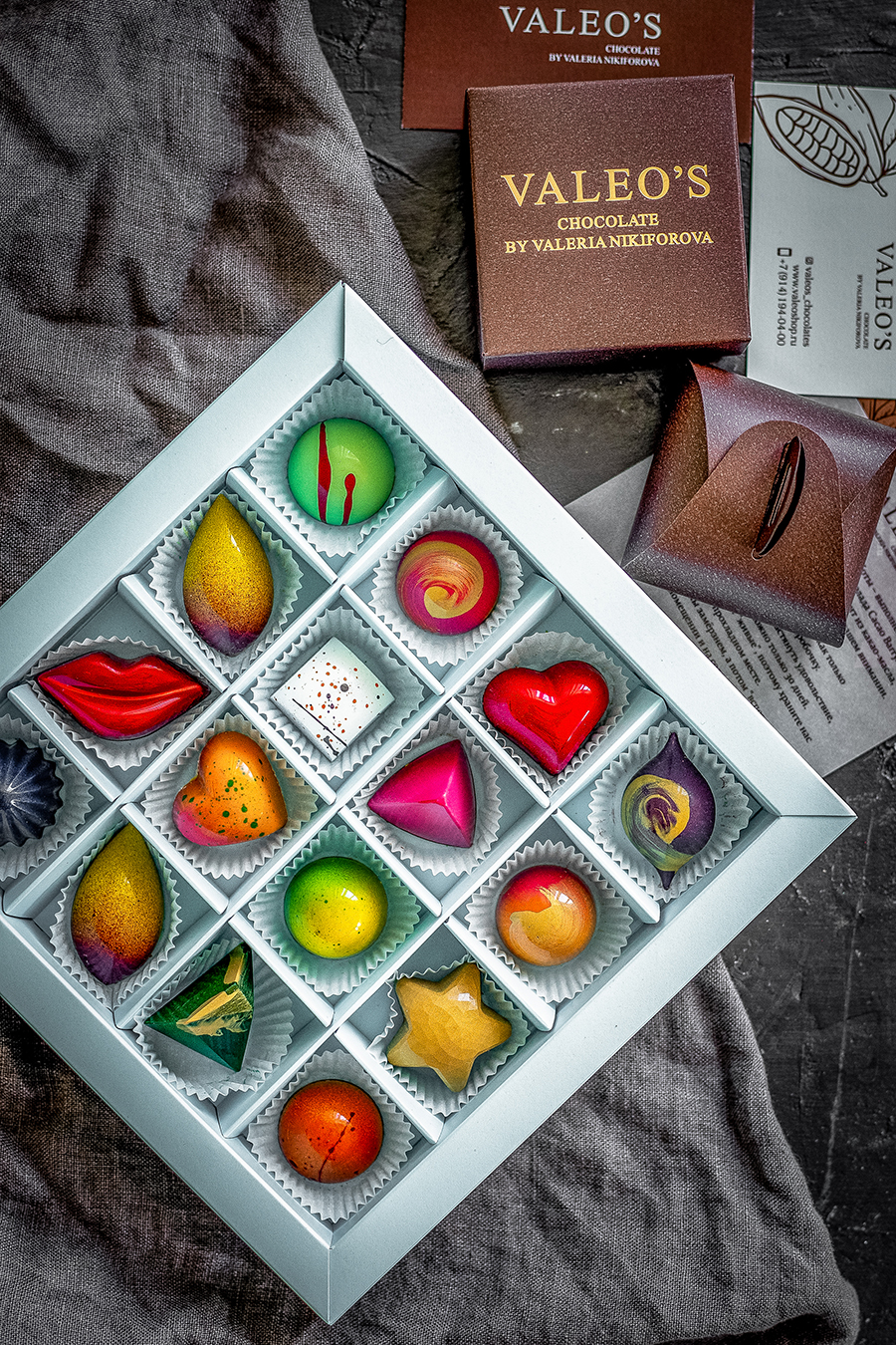 Подарочный набор из 16 конфет Valeo's