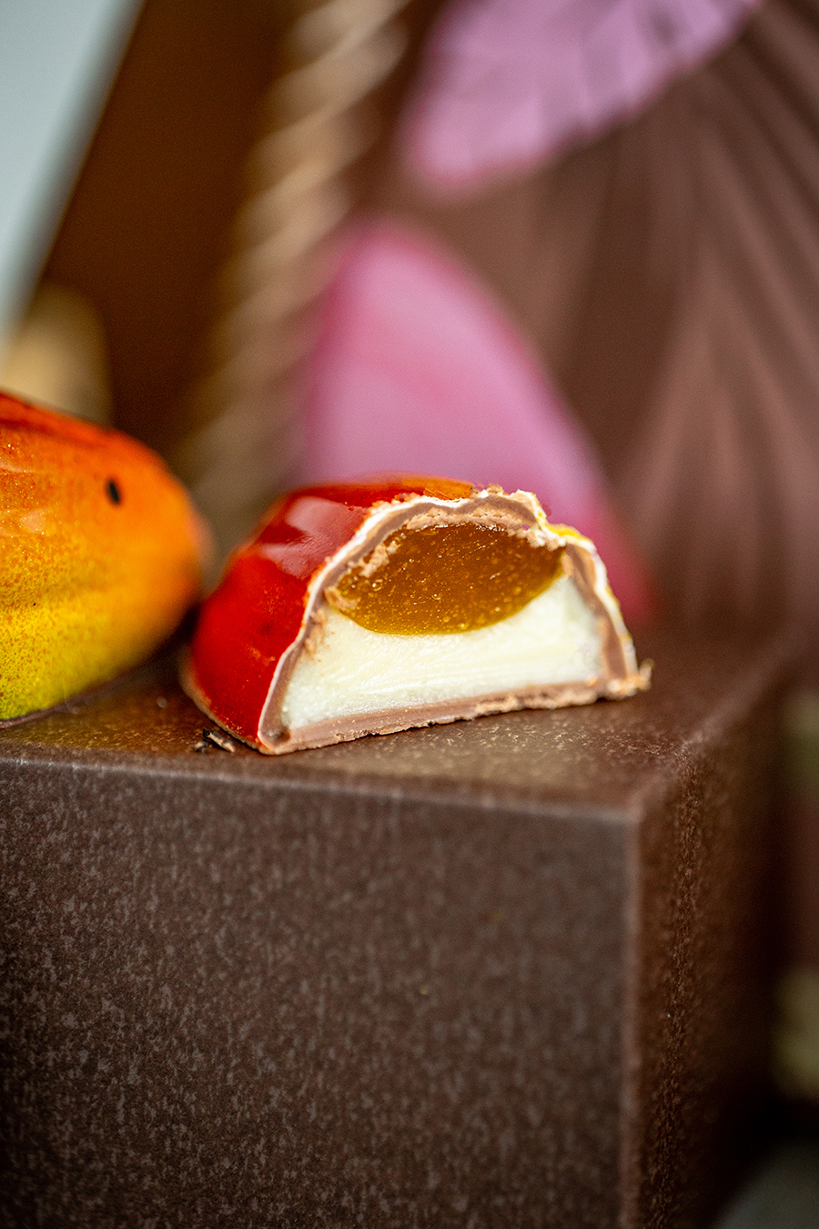 Конфета "Манго-Маракуйя-Кокос"