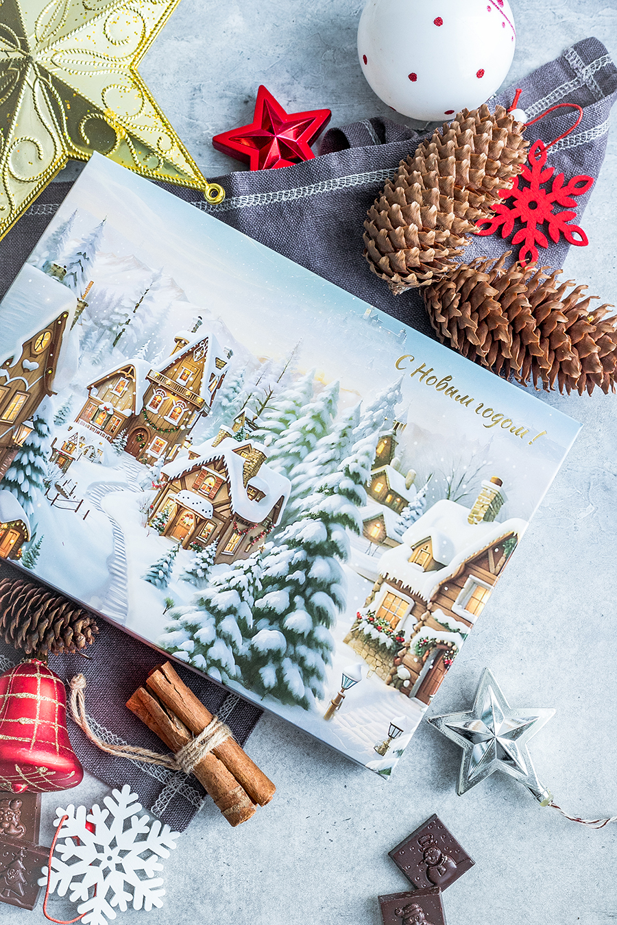 Новогодний подарок "Зимняя сказка" 24 конфеты