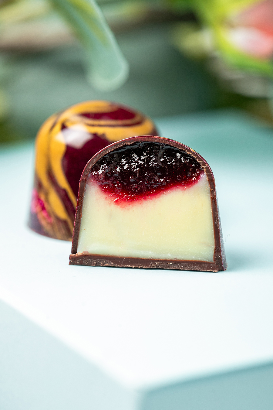 Конфета "Черная смородина-Йогурт"