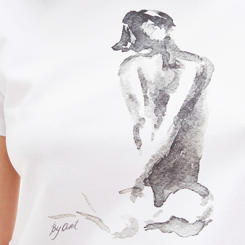 Футболка c принтом Обнаженная