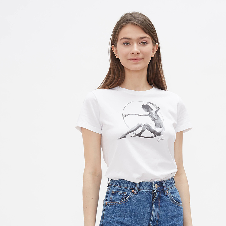 Футболка c принтом Гимнастка