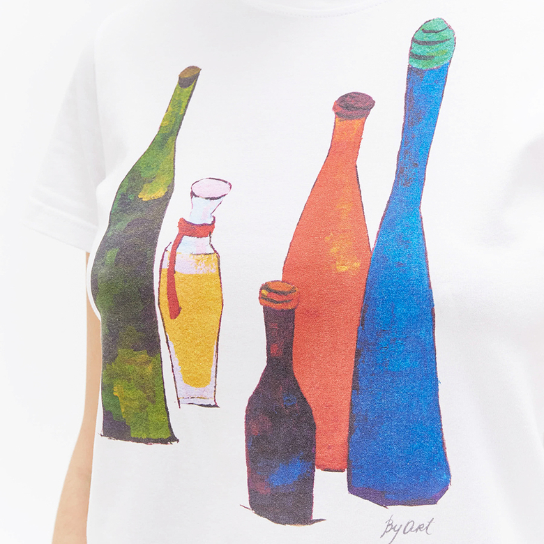 Футболка c принтом Бутылки
