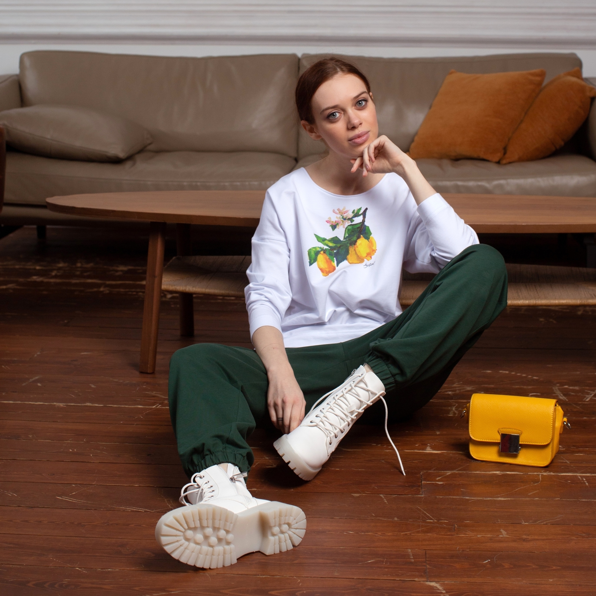 Брюки джоггеры цвет зеленый