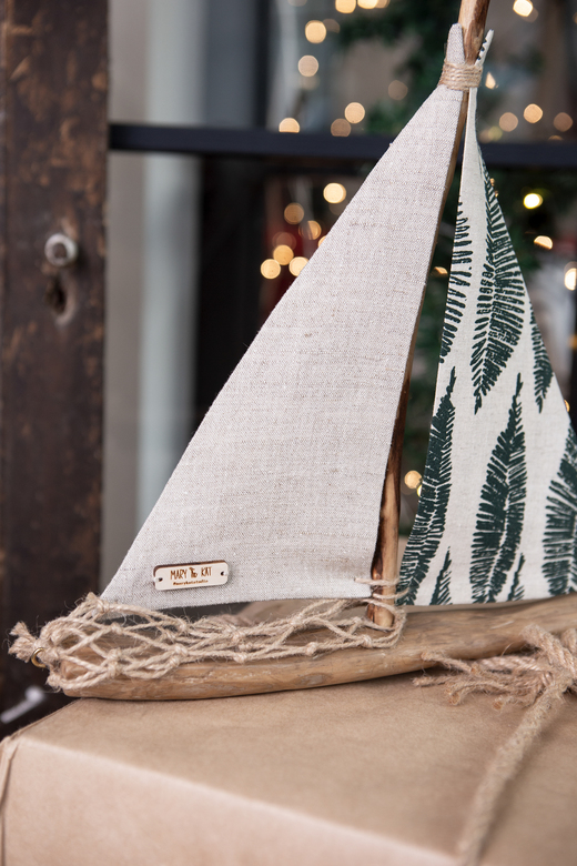 Интерьерный корабль "Лесной"