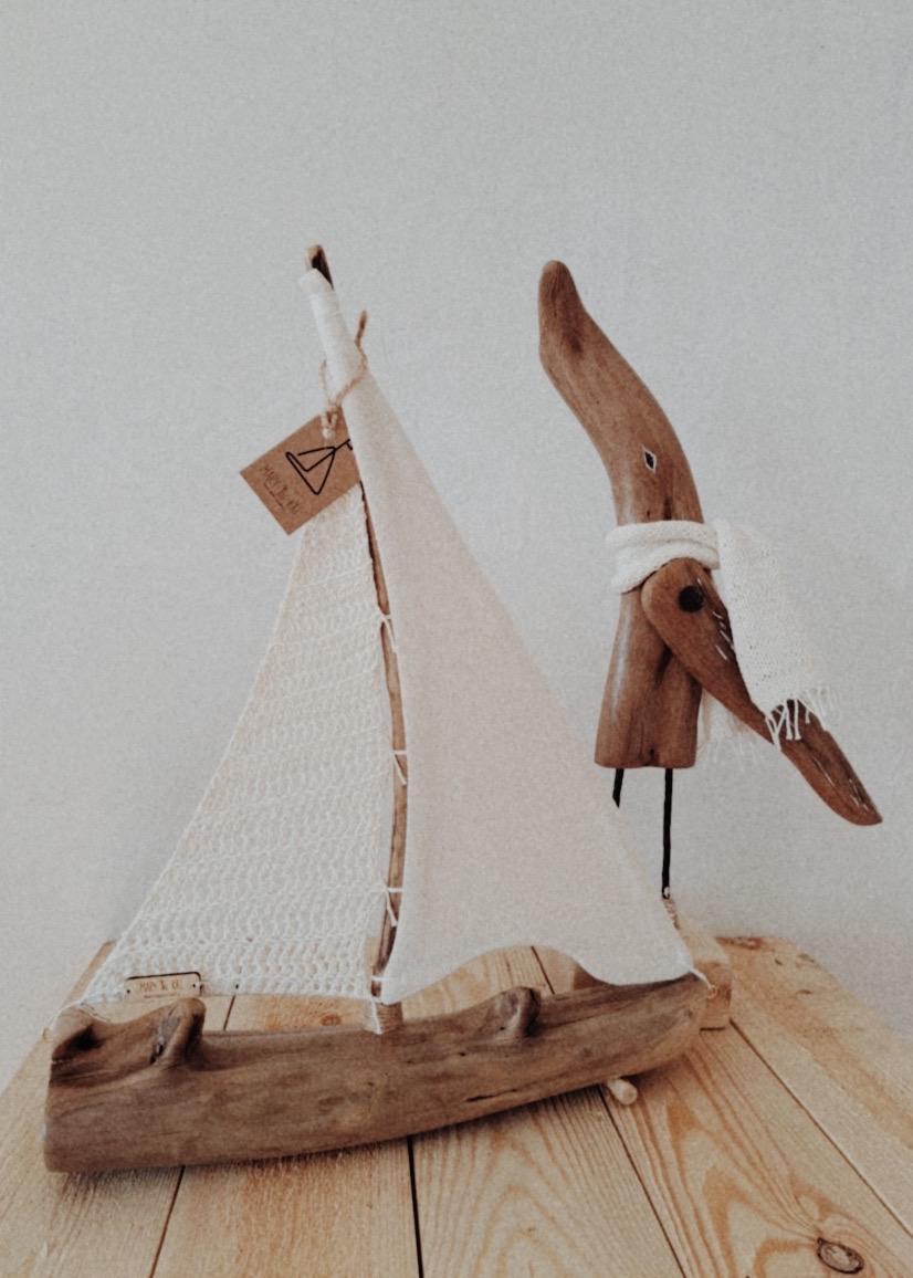 Интерьерная фигура "Чайка"