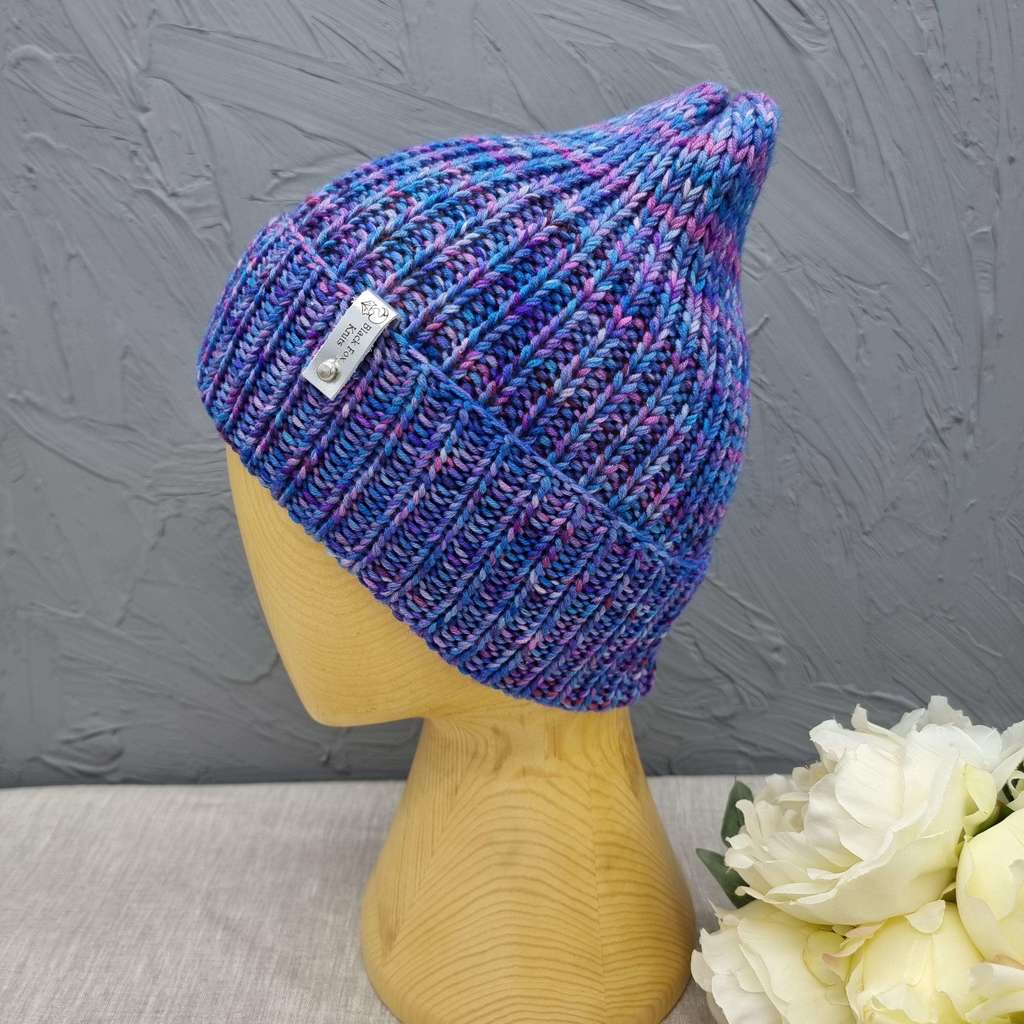 Шапка Яркая сирень