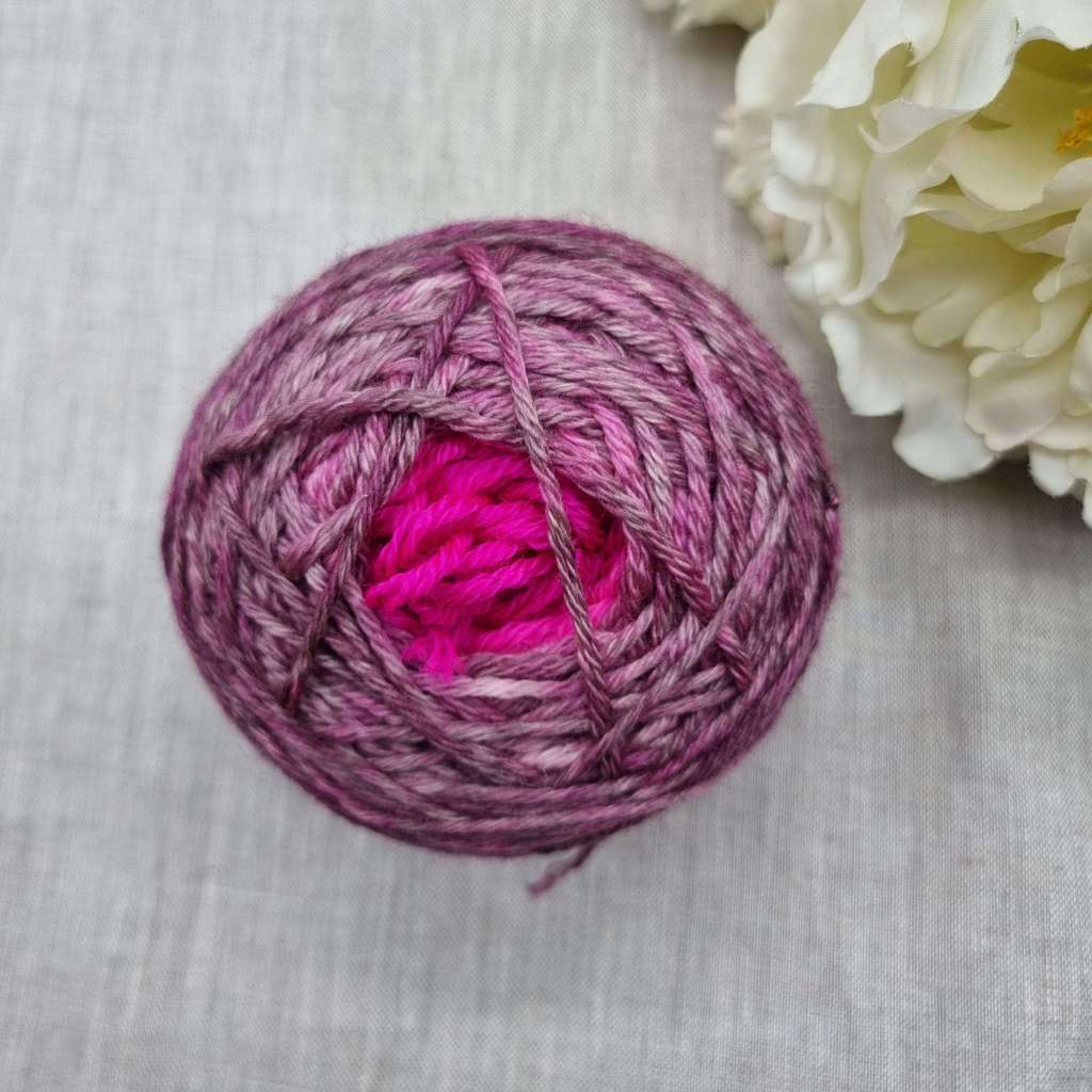 Градиент от малиново-коричневого в яркую фуксию