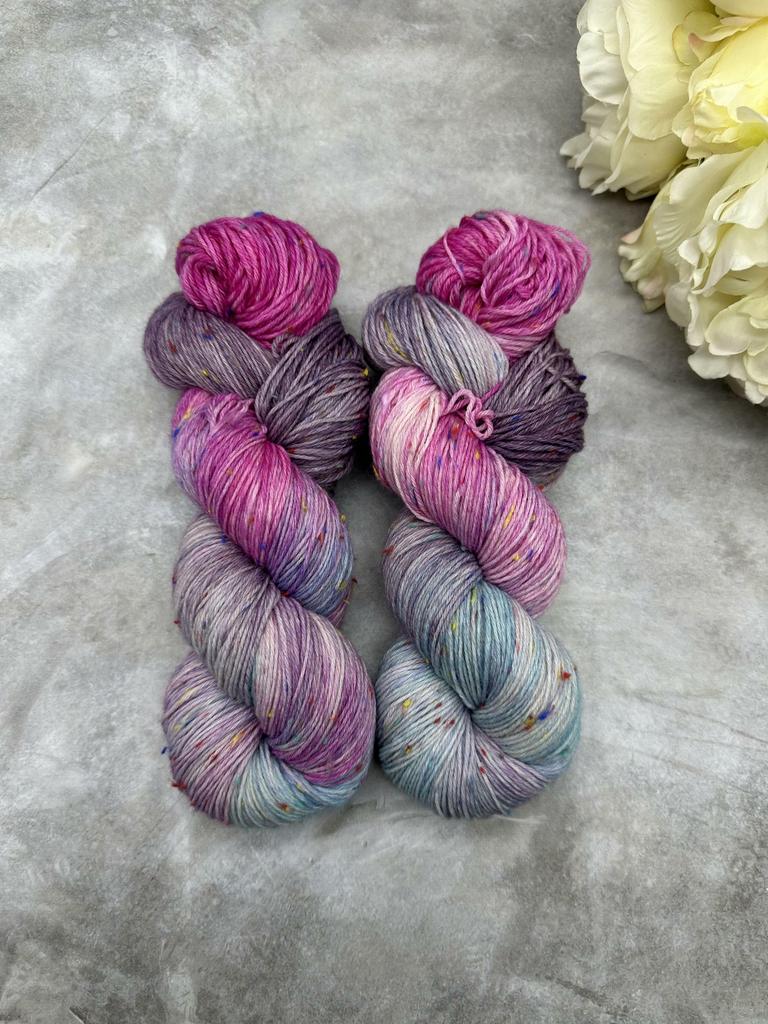 Нежный твид с разноцветными крапушками