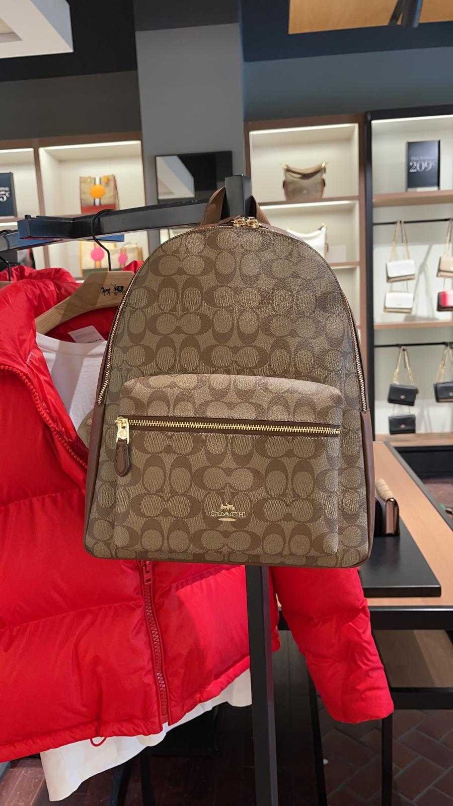 рюкзак Coach Charlie L backpack in signature canvas цвет khaki saddle 2 brown / верблюжий лого BPCharlie06L