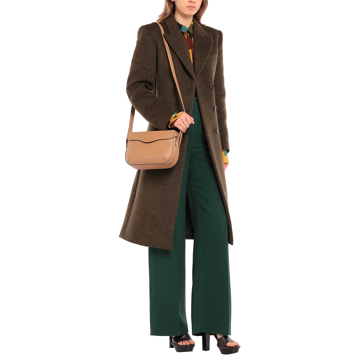 сумка Coccinelle Auriga medium calf цвет Desert HB0060G