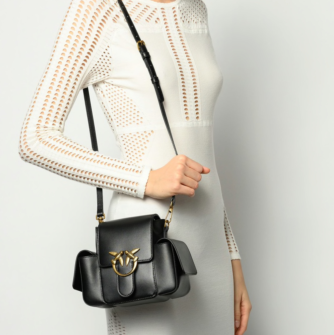 сумка PINKO LOVE SMART BAG SIMPLY SS21 цвет LIMOUSINE / BLACK ANTIQUE GOLD / черный HBSMART02