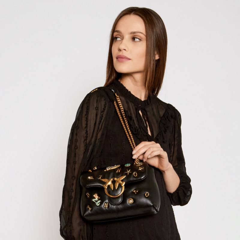 сумка PINKO LOVE MINI PUFF SUMMER PINS MARE SS’21 цвет NERO LIMOUSINE / BLACK ANTIQUE GOLD / черный HBPUFF32S