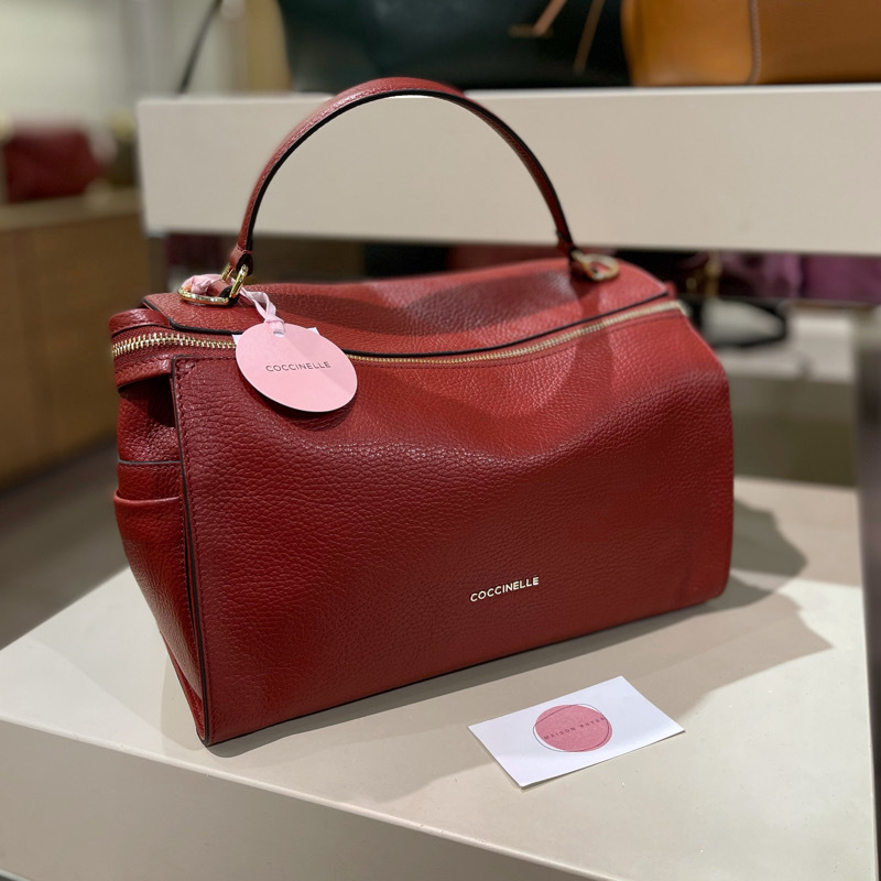 сумка COCCINELLE ATSUKO MEDIUM цвет Foliage Red / Бордо COCCIATSUKO05M