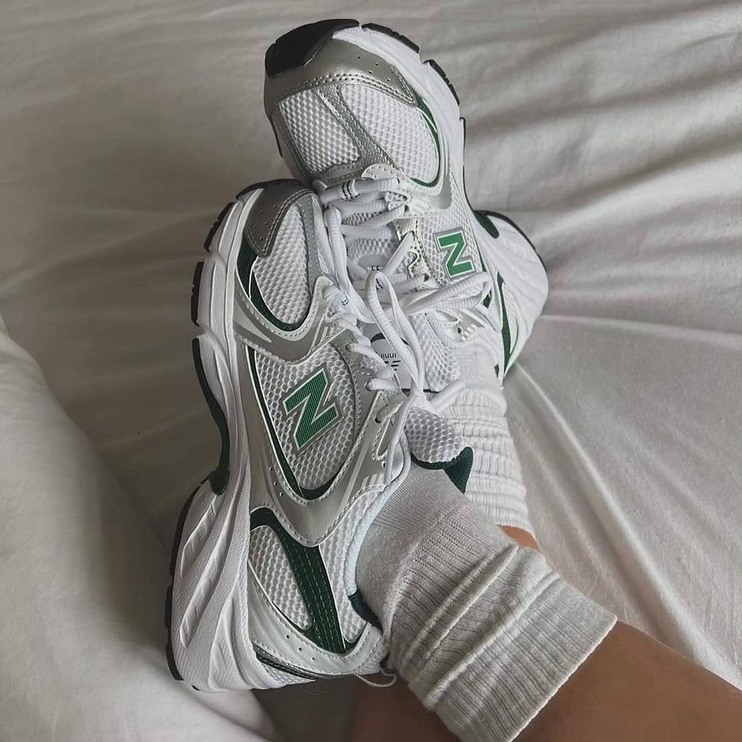 NEW BALANCE 530 WHITE NIGHTWATCH GREEN MR530ENG