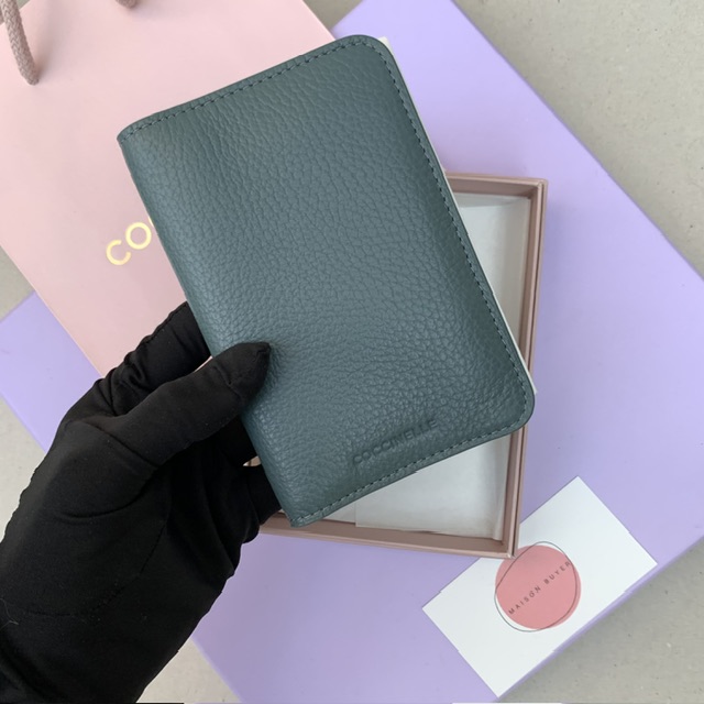 COCCINELLE PASSPORT COVER Shark grey / Серо-голубой 100034