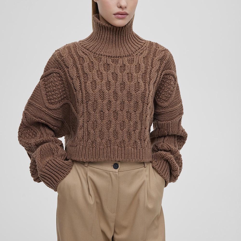 КРОП-СВИТЕР КРУПНОЙ ВЯЗКИ С АРАНАМИ AIM CLO КОФЕЙНЫЙ M006131