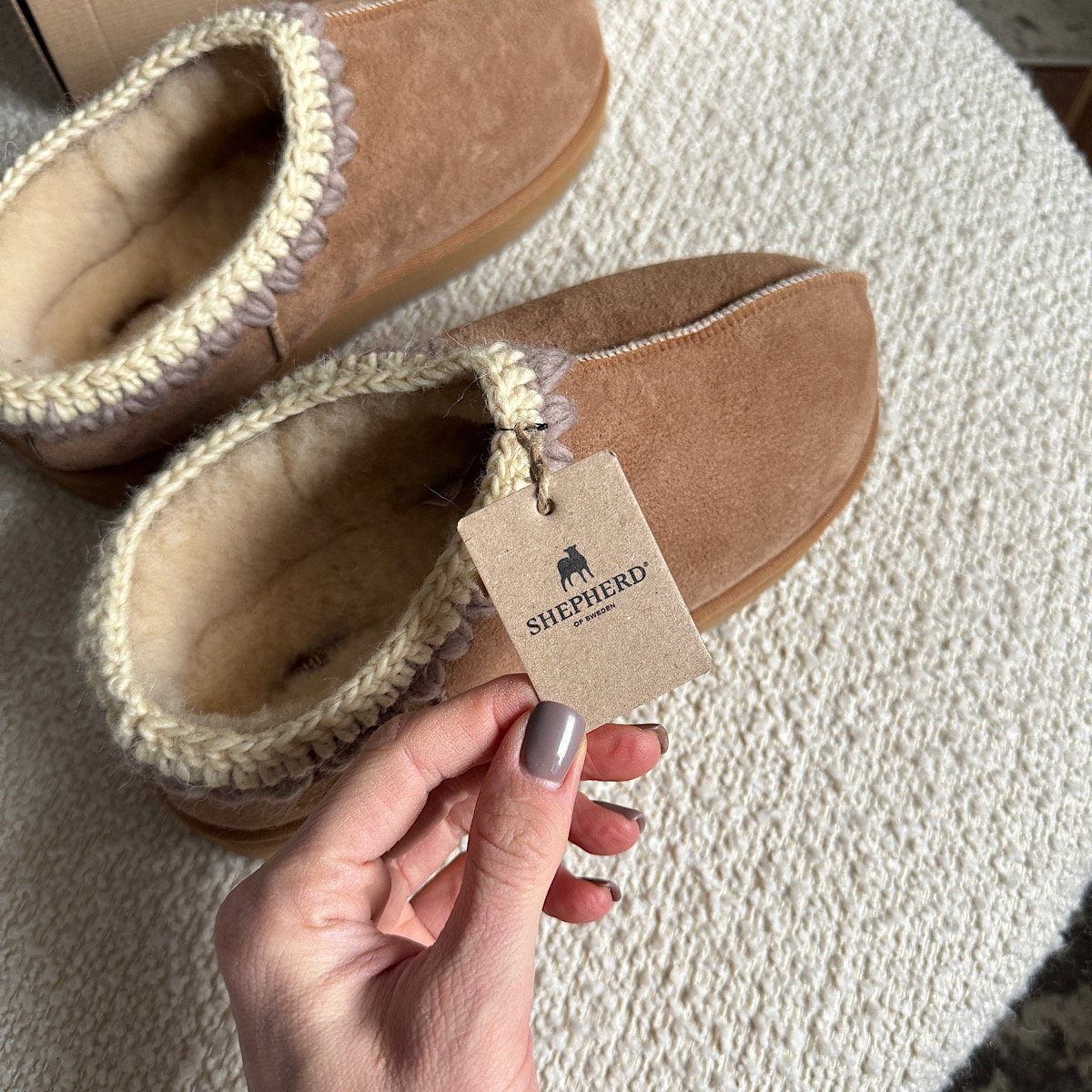 короткие угги SHEPHERD SWEDEN M00783