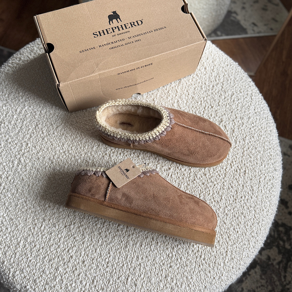 короткие угги SHEPHERD SWEDEN M00783