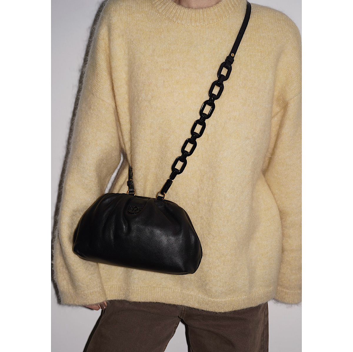 СУМКА PINKO MINI CHAIN CLUTCH BLOCK COLOUR Цвет Black / Черный M00020