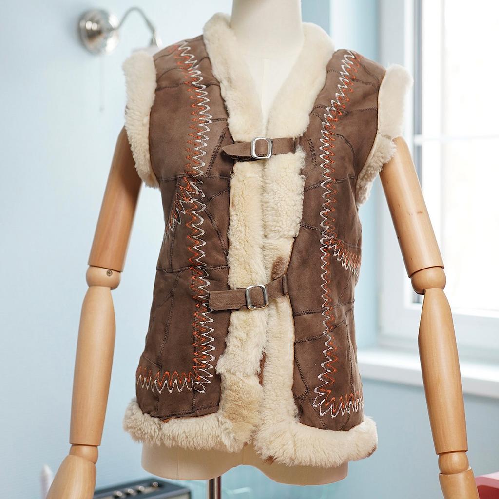 НАТУРАЛЬНЫЙ ДУБЛЕНЫЙ ЖИЛЕТ Р-Р XS V00492