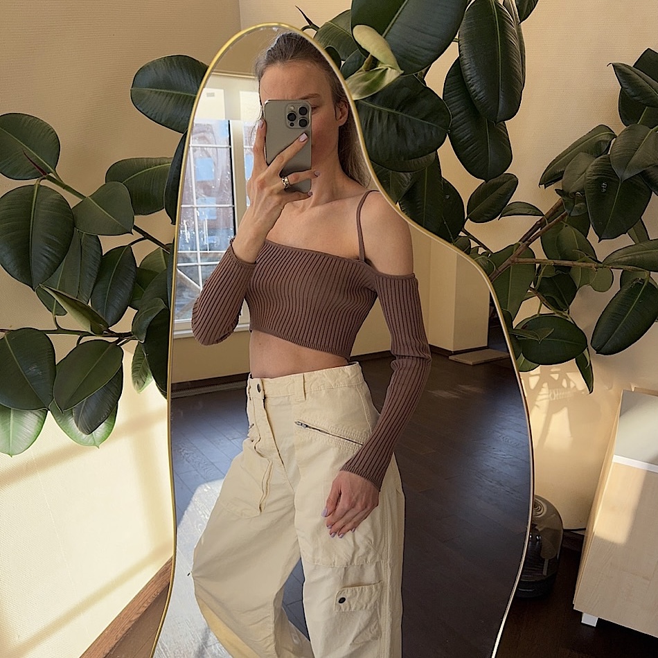 УКОРОЧЕННЫЙ ТРИКОТАЖНЫЙ ТОП ZARA ЦВЕТ MINK / КОФЕ С МОЛОКОМ M00370