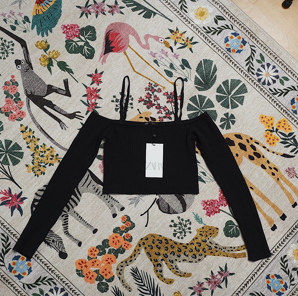 УКОРОЧЕННЫЙ ТРИКОТАЖНЫЙ ТОП ZARA ЦВЕТ ЧЕРНЫЙ M00369