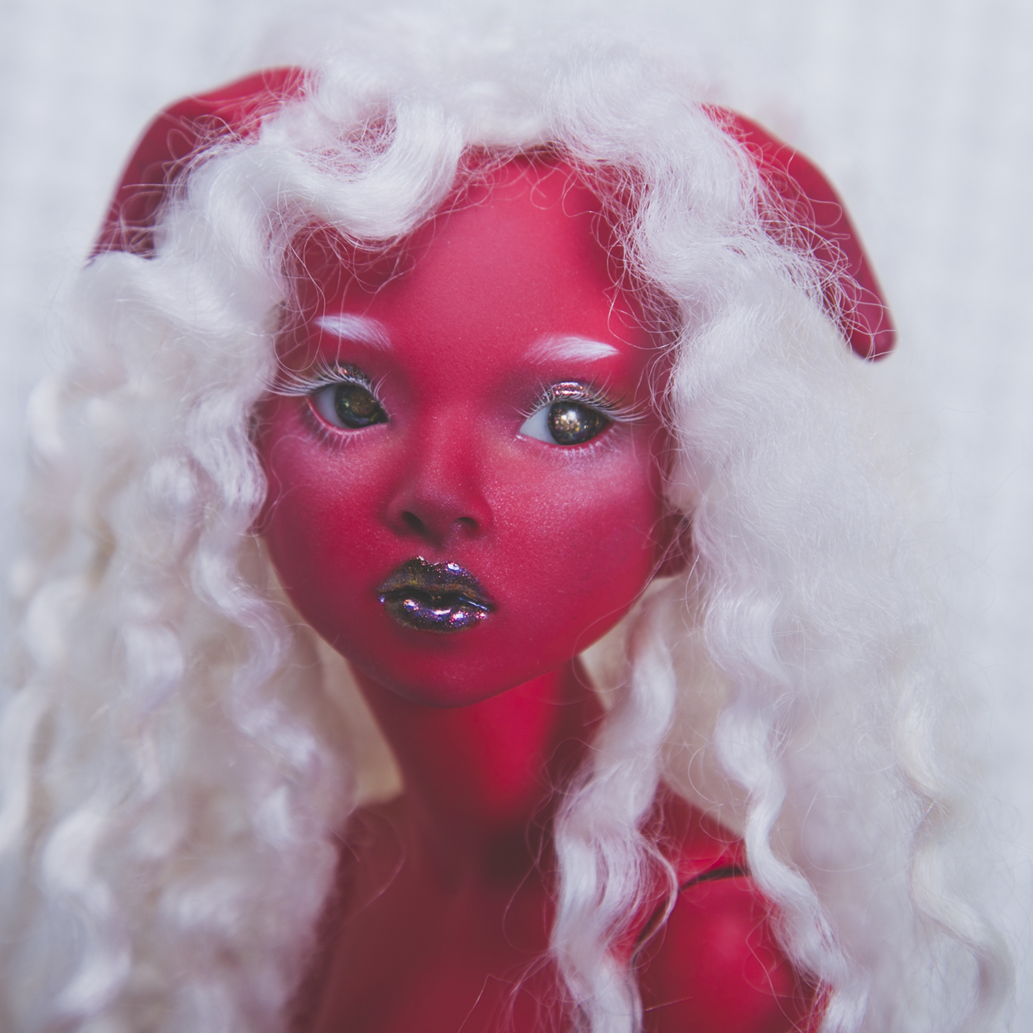 Meihua Faun Deep Red Limited Edition 30