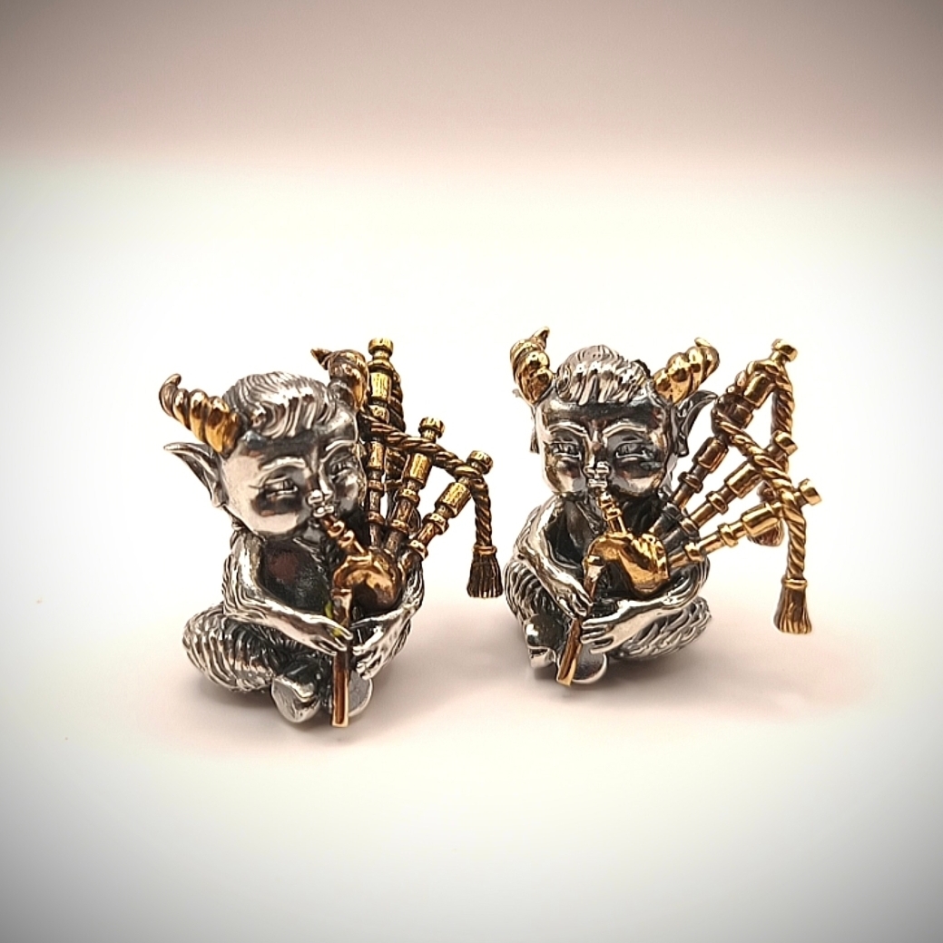 Бусина темлячная " Фавн с волынкой ", биметалл