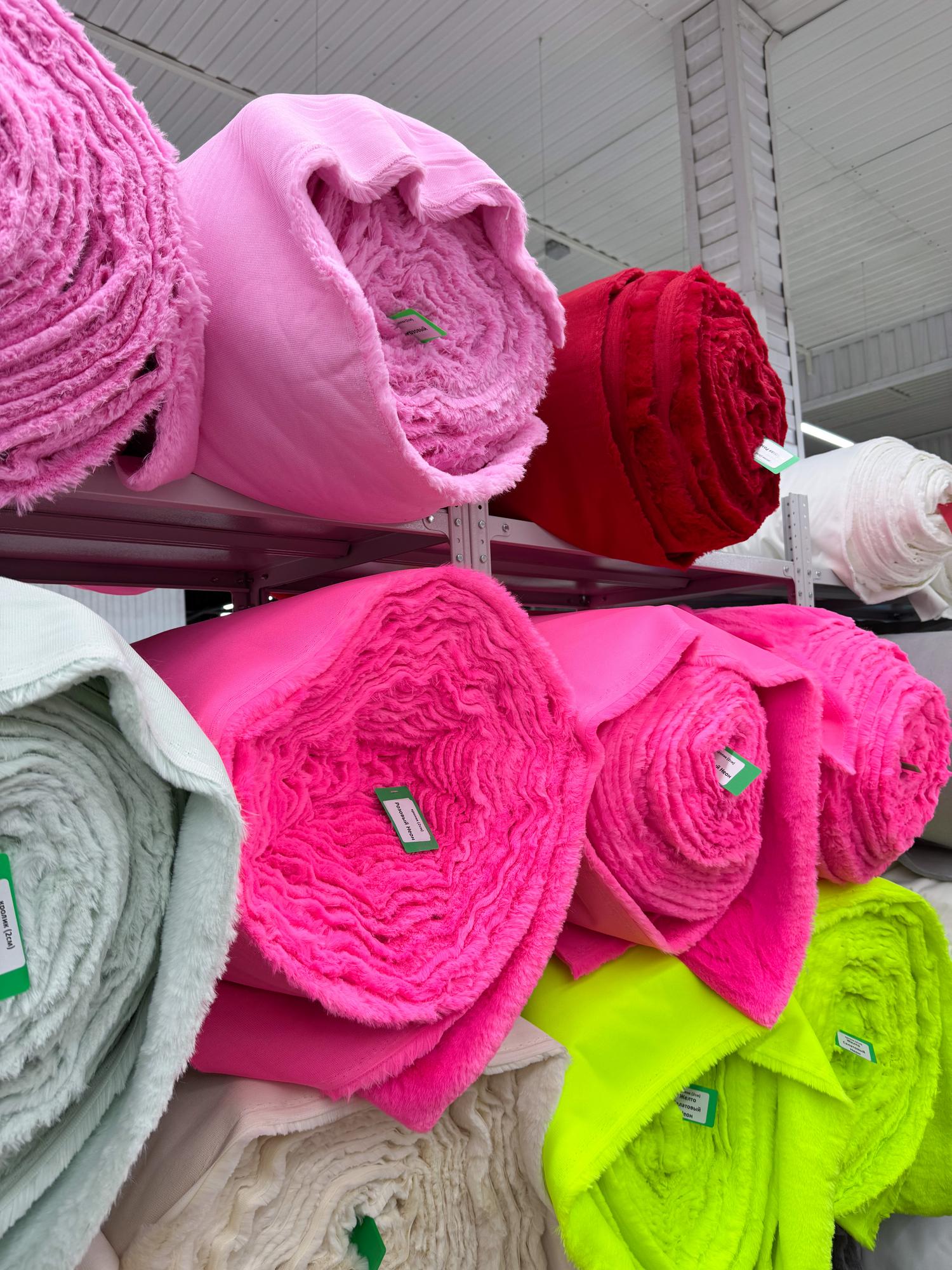 Искусственный мех кролика Розовый Неон (ворс 2см)