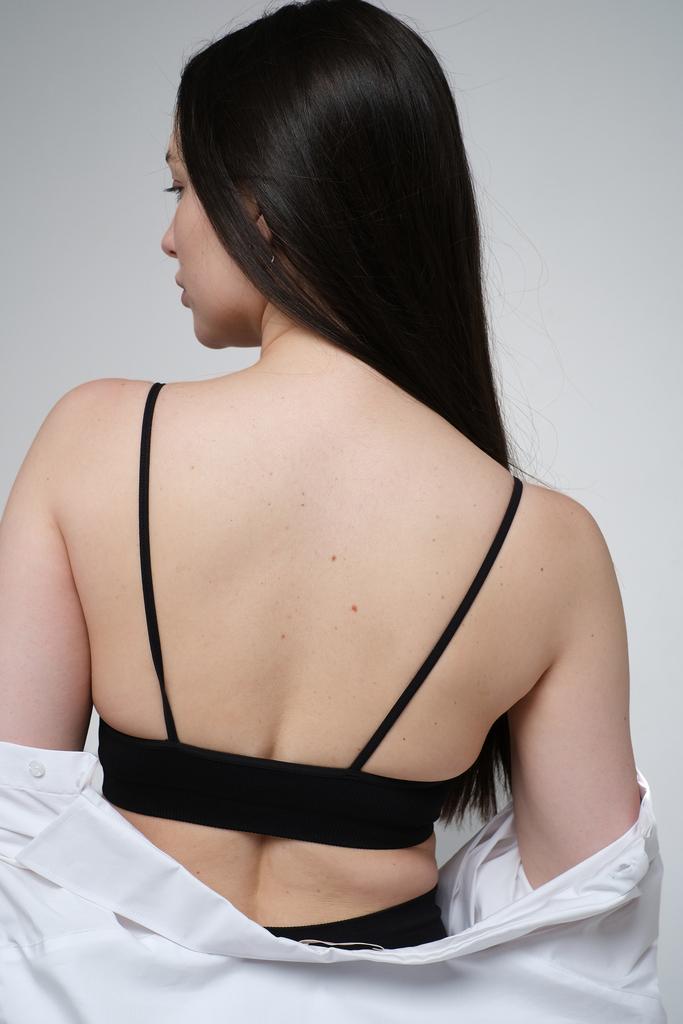 Топ на тонких бретелях двойной