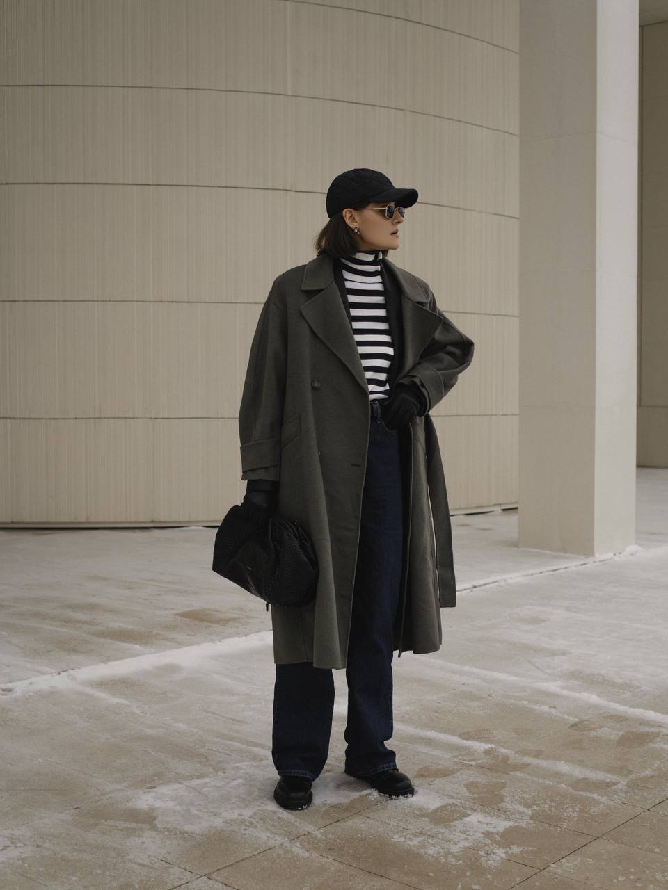 Бейсболка из стеганой матовой ткани/черная