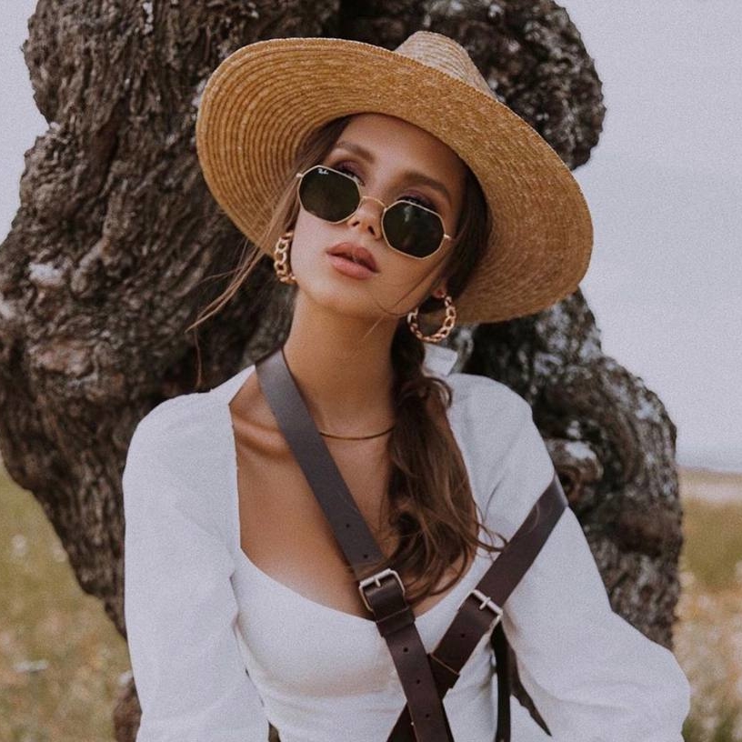 Федора SF03 из соломы с прямыми полями с замшевыми кисточками