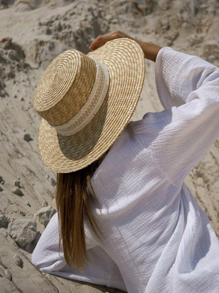 Шляпа канотье соломенное с французским кружевом, поля 10 см