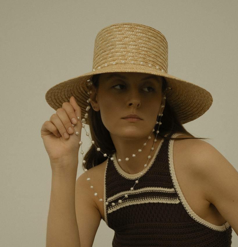 Панама с люверсами и натуральным жемчугом LONG