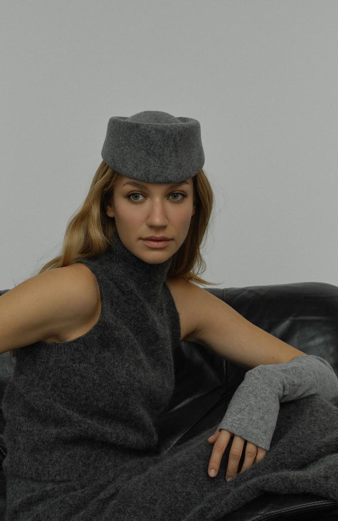 Шляпа-таблетка VOGUE из фетра/серый меланж