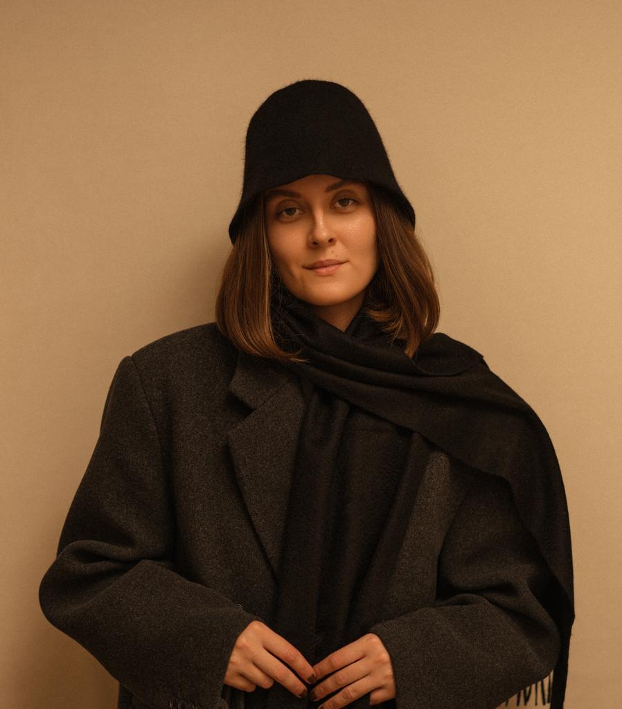 Панама из шерстяного трикотажа/черный