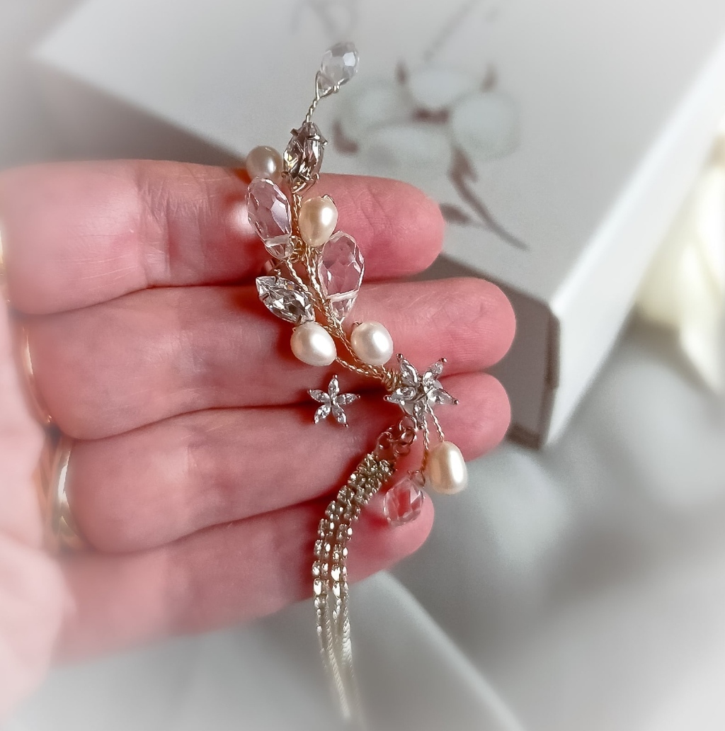 Кафф с натуральным жемчугом