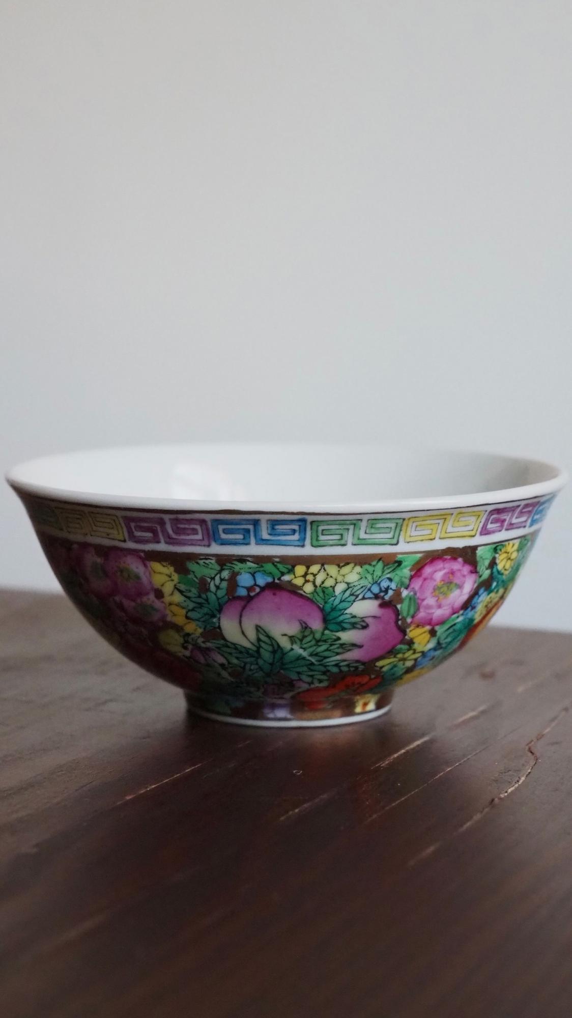 Винтажная пиала «Цветы и фрукты»