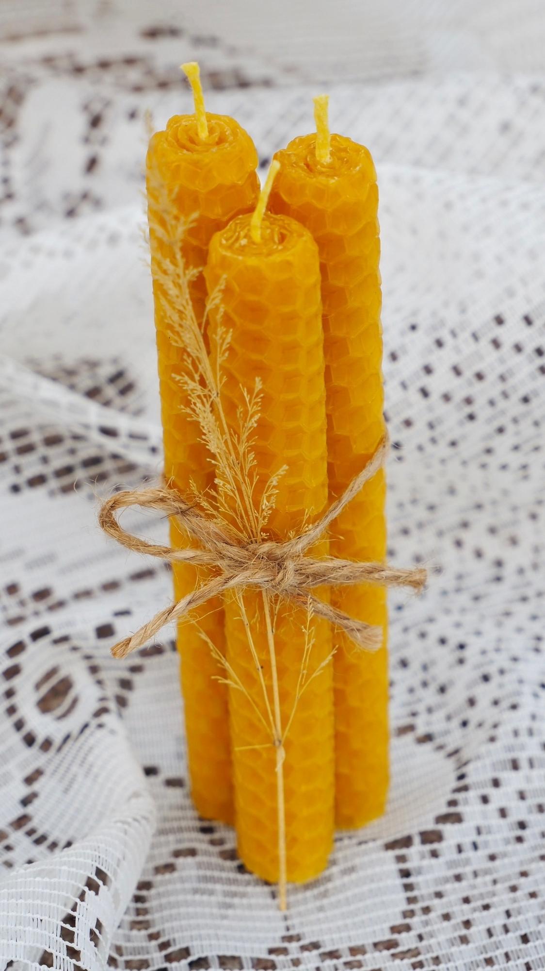 Набор свечей из вощины