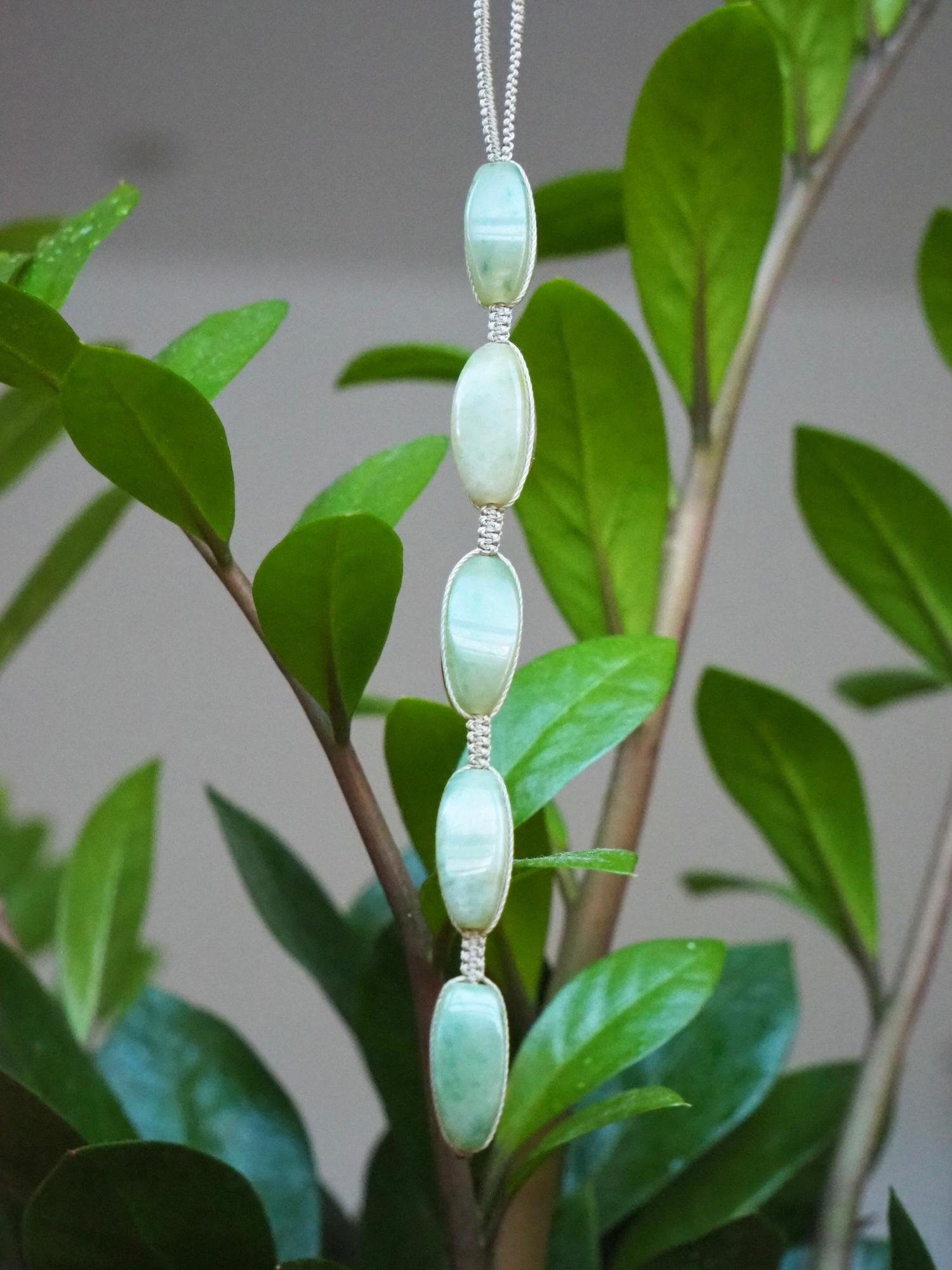 Подвеска из нефрита / винтаж